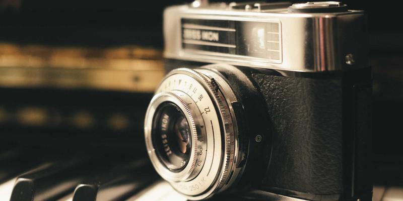 Art Phoenix：在灰烬中重生的艺术创作哲学