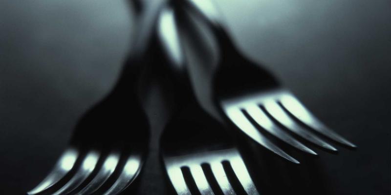 从实体展览到数字艺术：区块链如何构建未来艺术市场的信任基石